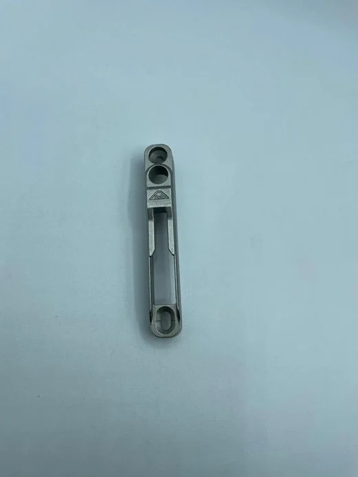 CERRADERO METALICO 71 mm