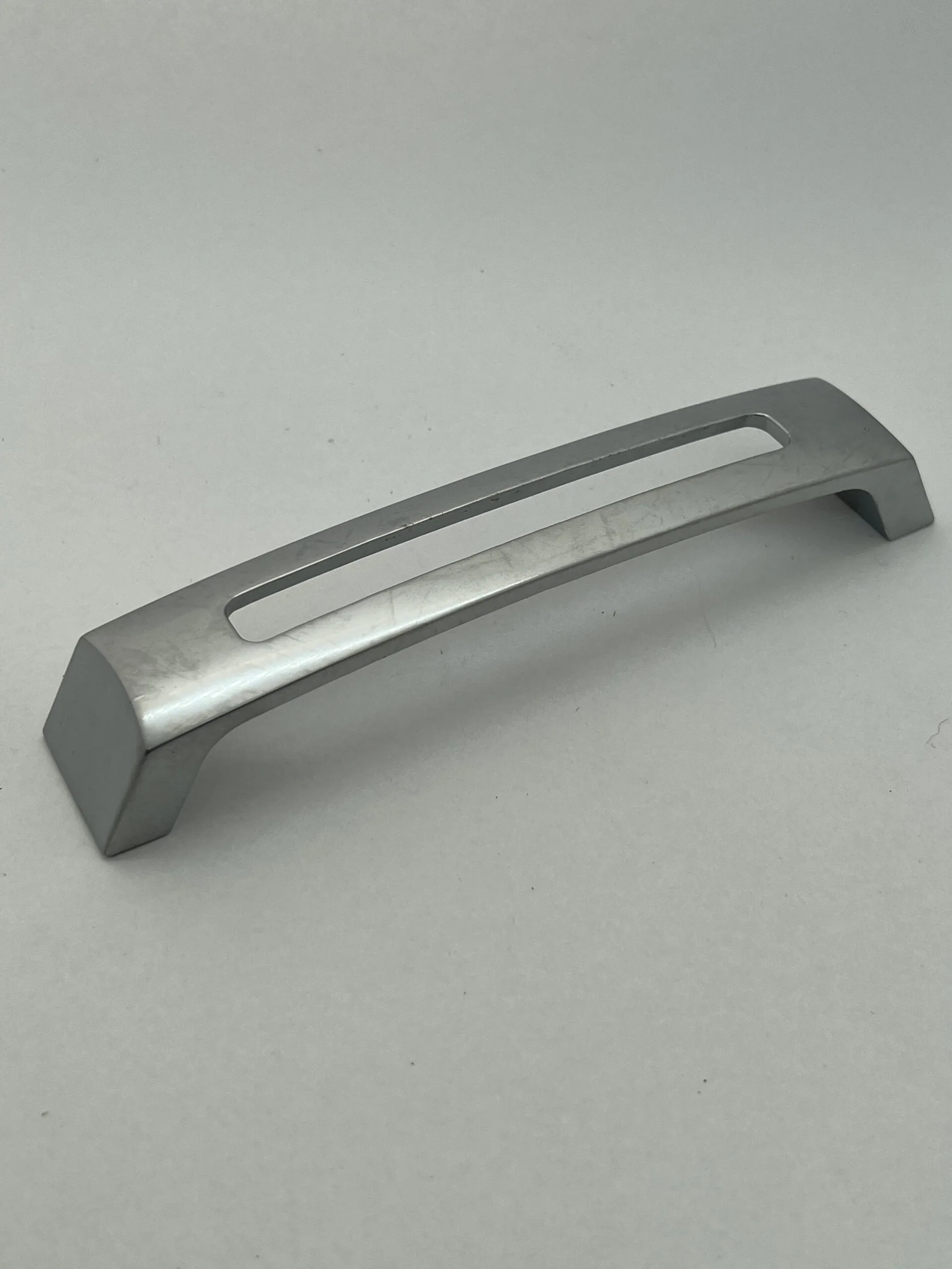 MANIJA AUSTRAL CURVA 128MM
